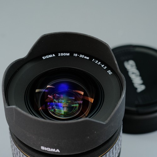 Sigma 30mm 4 - sigma, f/3.5-4.5